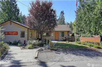 Community center is next door.