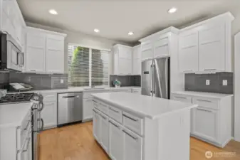 Updated Kitchen with Quartzite countertops