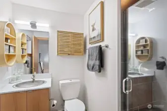 2nd floor bathroom