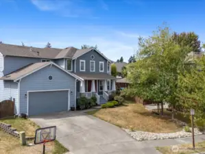 With fresh interior updates, large bedrooms, and a show-stopper theatre room, this property is designed to impress from the moment you arrive.