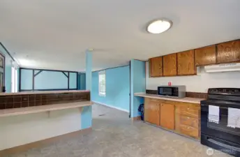 Kitchen eating bar