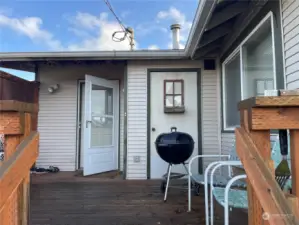 Plenty of room to BBQ on back deck