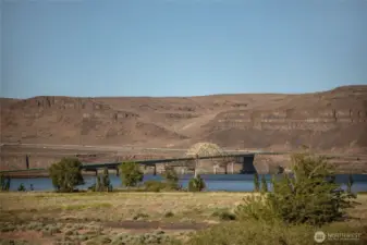 Vantage Bridge
