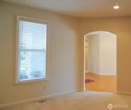 OFFICE / DEN