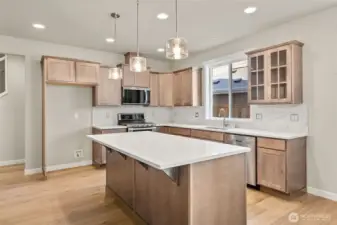 Great one level island for prep cooking/ or entertaining.