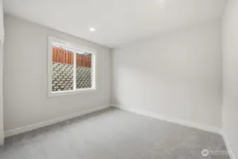 2609 Acer Loop ~ Ready Now