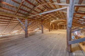 Barn_Loft