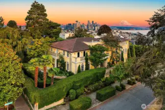 Welcome to 623 West Highland Drive, a rare offering with sweeping Sound to Space Needle views and a coveted corner lot setting on Queen Anne hill's favorite boulevard.