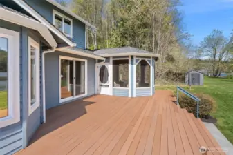 Huge trex deck off the back of the house.