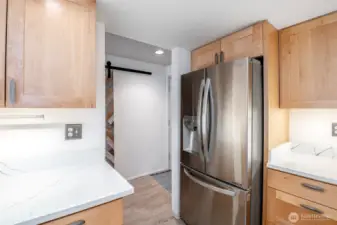 SS Appliances, all matching and all stay with unit!