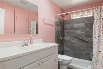 Main bathroom