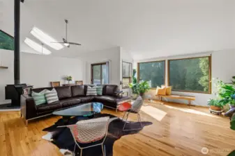 High, vaulted ceilings and ceiling fan.