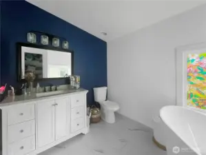 Bathroom adjacent to Primary Bedroom