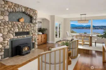 Den/family room off the dining room and kitchen.