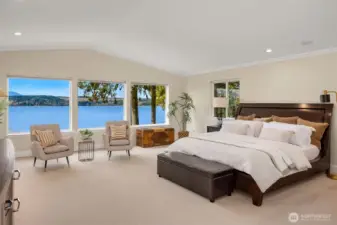 Upper primary suite.