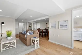 Lower level Guest Suite w/ bedroom.