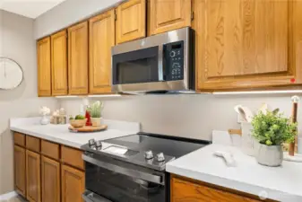 Loads of counter space!
