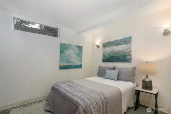 Lower level fourth bedroom.
