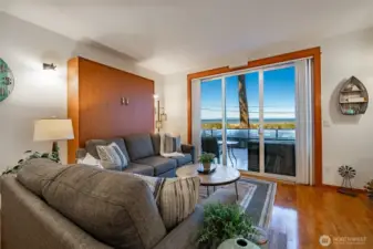 murphy bed for guests