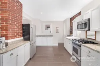 South facing kitchen with 2 exterior entrances