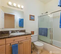 Full bathroom main floor