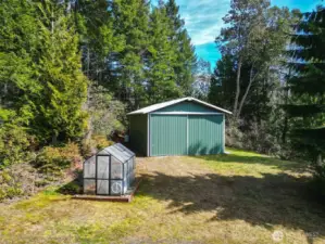 864sqft garage/shop