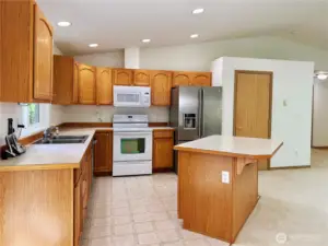 Well Laid out Kitchen