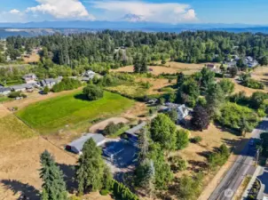 Welcome home! Well maintained 3.78 acre farm in desirable Edgewood!