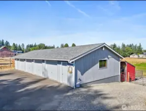 4 bay shop with 3 stall stable behind it