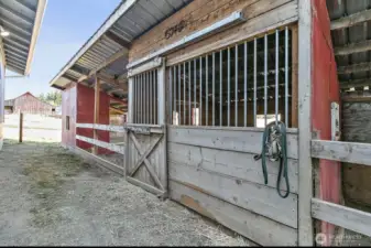 3 stall stable- stalls are over sized and connect to big pasture