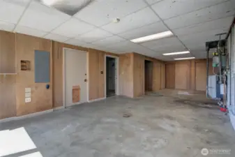 Very spacious utility room lots of storage
