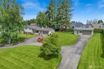 Situated on a double lot just over an acre, this property includes a 26x40 shop with a 15x15 addition. Perfectly located just outside of Lynden with a Ferndale address and Meridian schools!