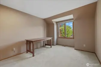 4th bedroom or office.