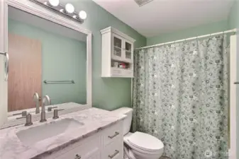 Guest Bathroom