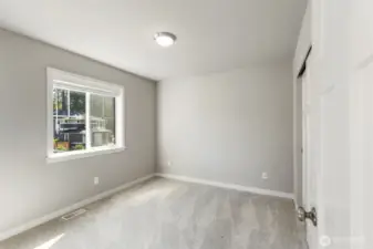 2nd guest bedroom upstairs.