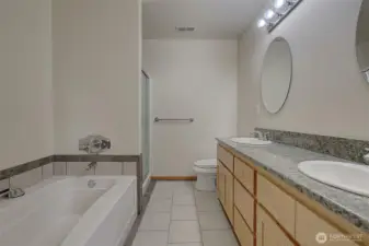 Primary 5 Piece Bathroom