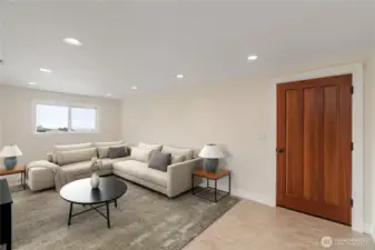 Family Room/Bouns room