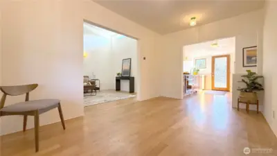 Dining room area connecting living room, kitchen & 2nd bedroom