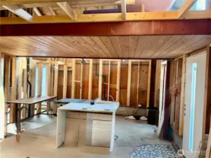 cottage - entry into kitchen