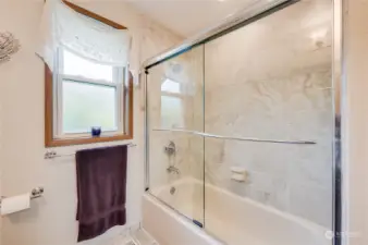 Full Bath-2 - Tub & shower