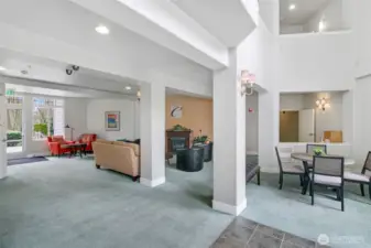 Lobby has lots of room!