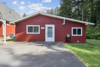 Unfinished Unit, great for potential ADU