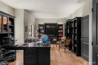 2nd Large Main Level Bedroom or Den space. Bathroom attached
