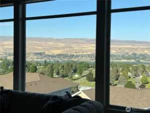 Valley, River, Mountain, Sun & Moon Rise Views!