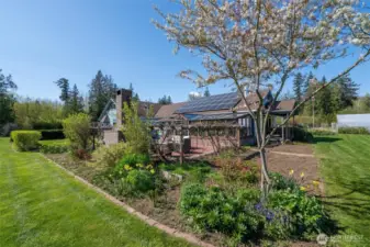 Curated landscaping blending privacy and open spaces.