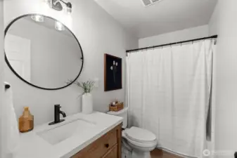 Full bath on 2nd floor