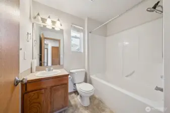 Main full bath on level 3
