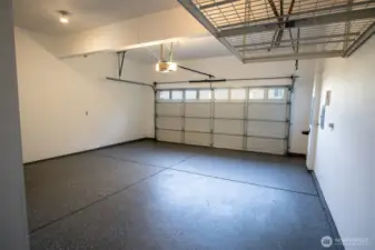 Garage: