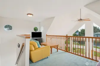 Another view of the loft.