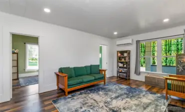 Large entertaining area